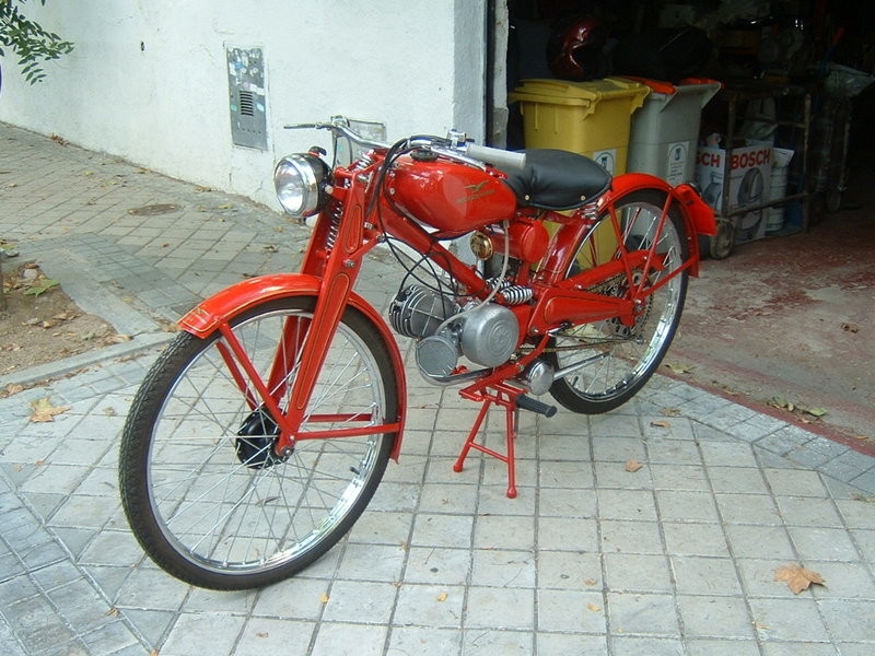 Guzzi res 006.jpg