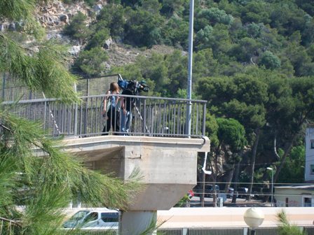 Periodistas el puente elevado3.jpg