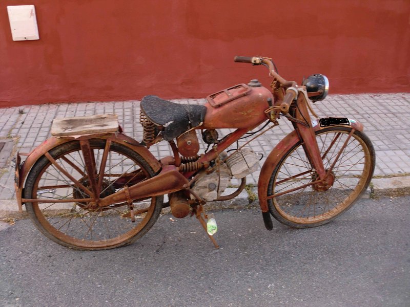 Moto-1.JPG