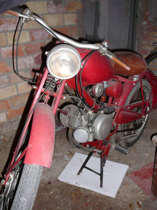 Guzzi 01.jpg