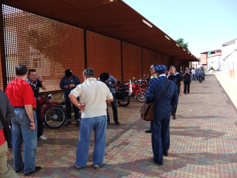 GUZZI_2013-09-15-045.jpg