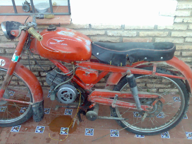 guzzi 73.jpg